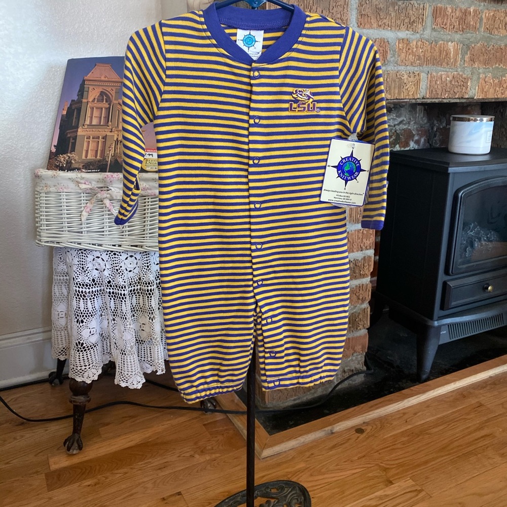 NWT CREATIVE KNITWEAR LSU TIGER INFANT LONGALL  SIZE 0-3 months - Picture 10 of 16